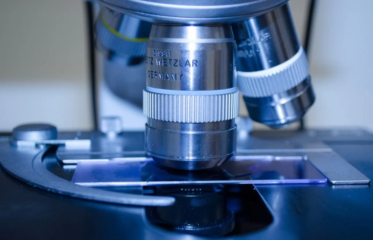 Ученые: обтирание не спасло температуру крайне недоношенных детей